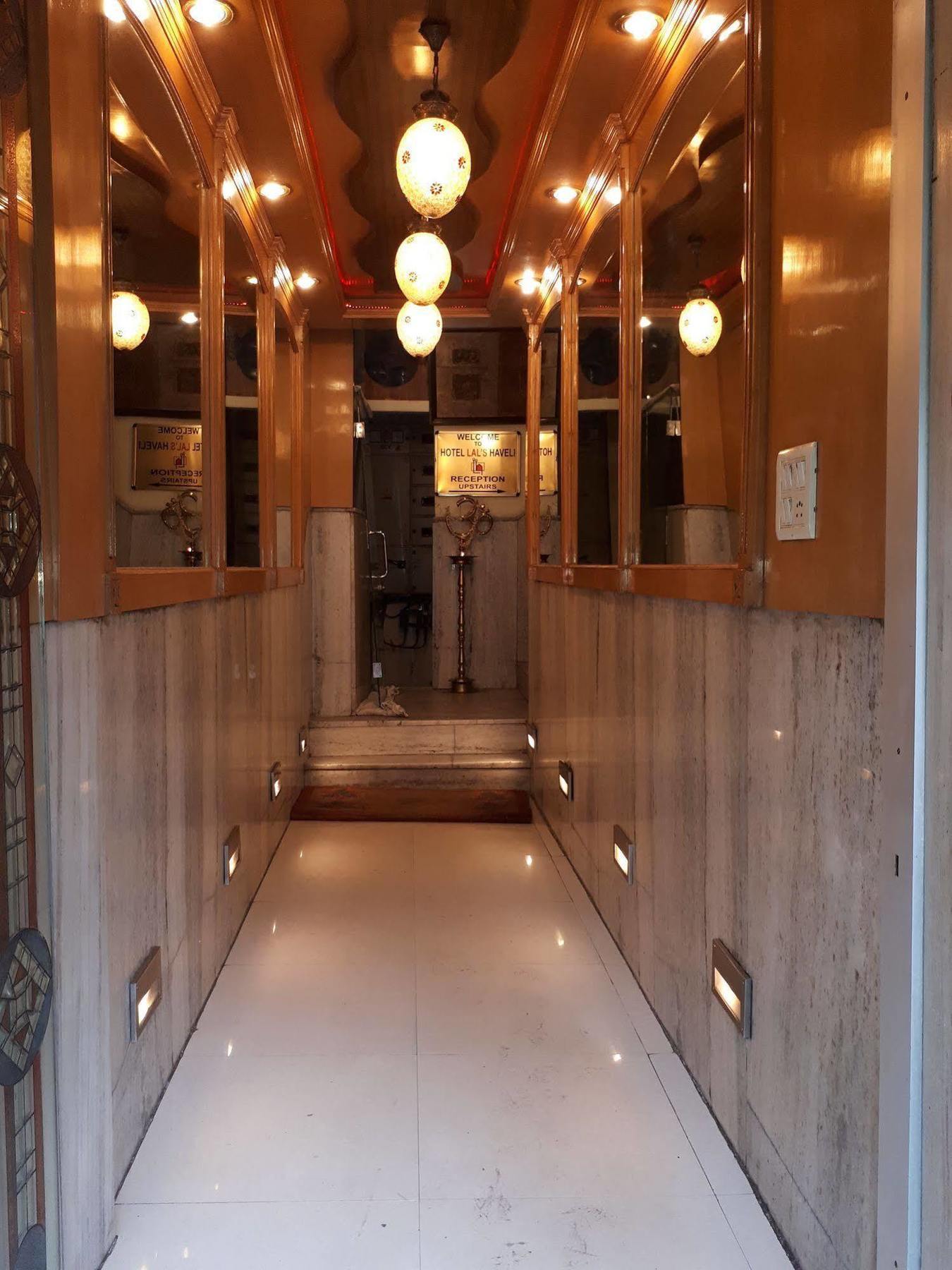 Hotel Lal'S Haveli Nowe Delhi Zewnętrze zdjęcie